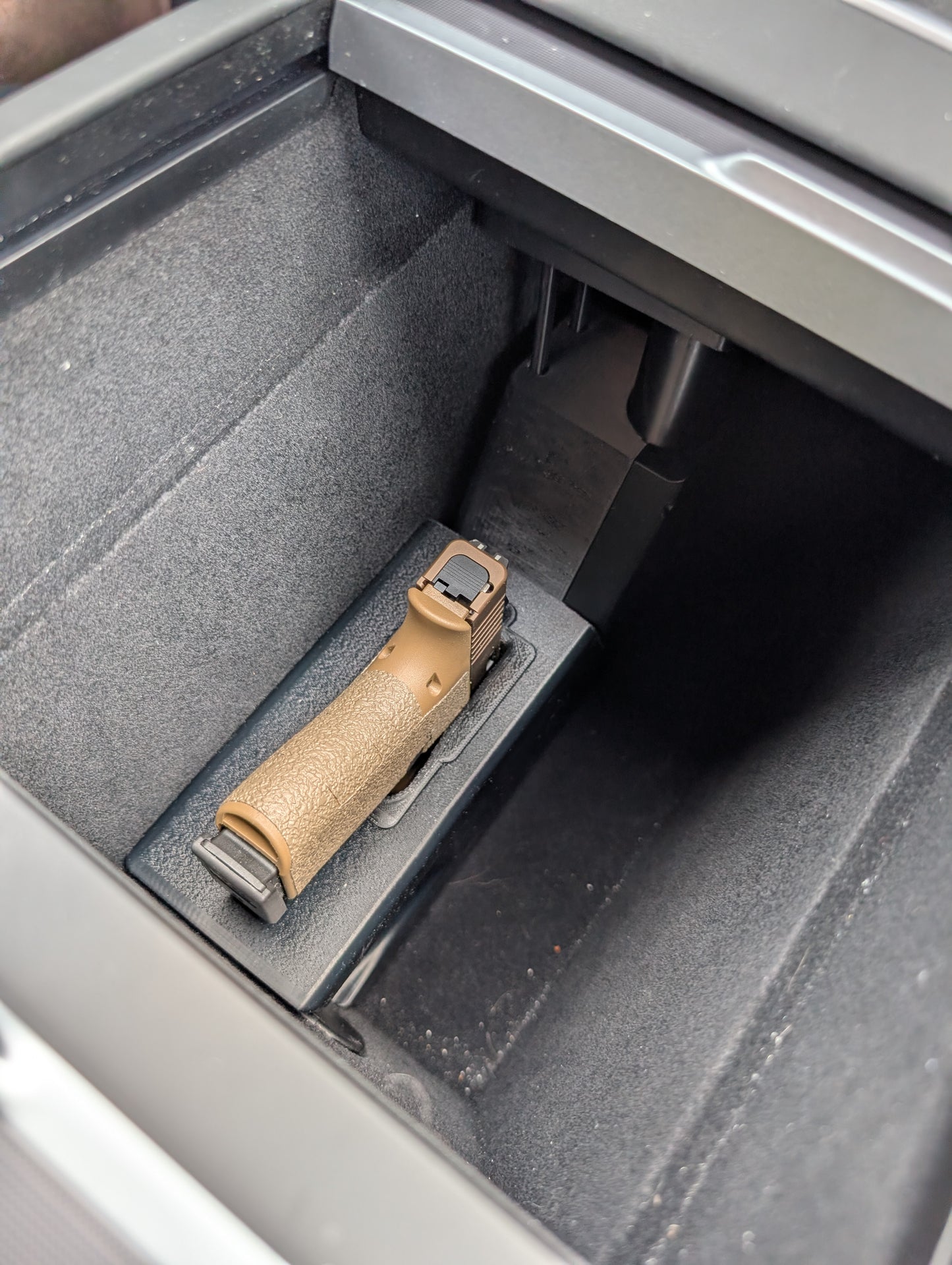 Model Y/3 Center Console Holster (Juniper and Highland)